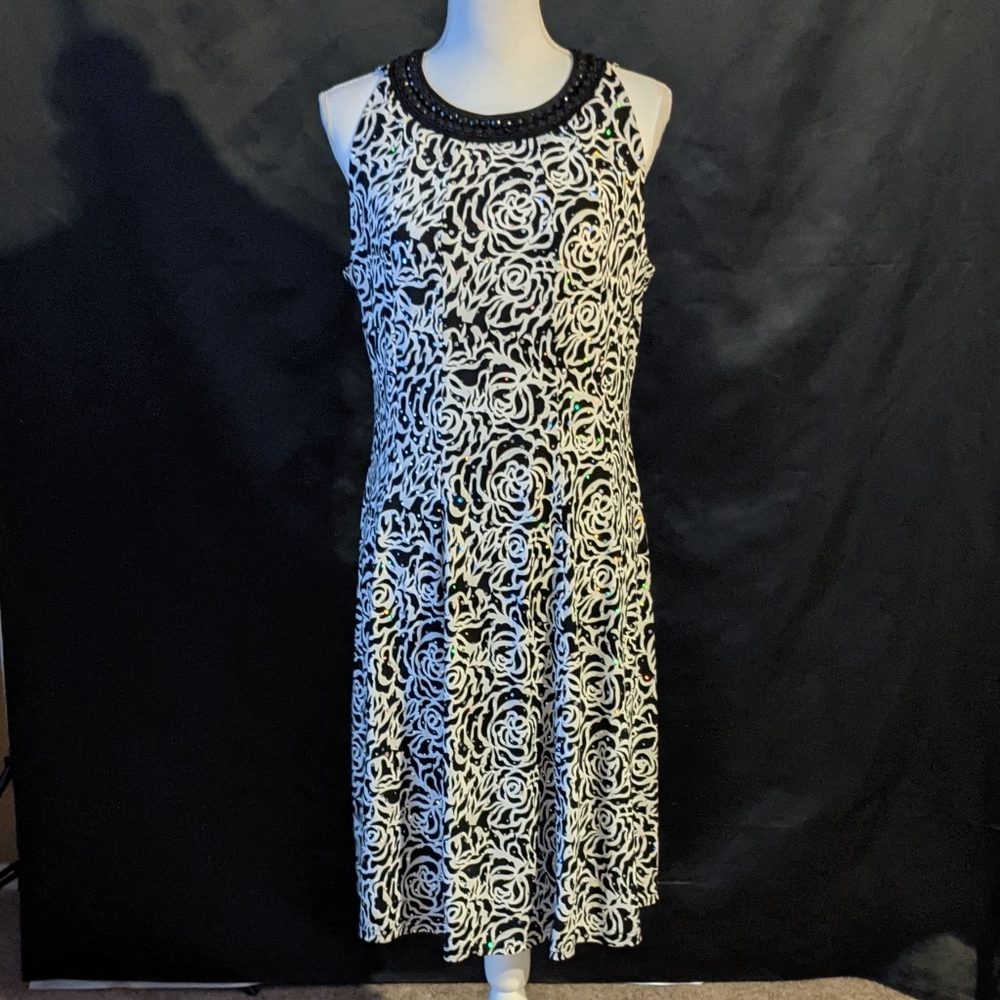 *Just In Thyme Sleeveless Dress